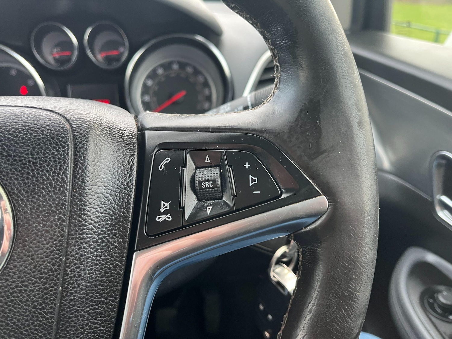 Used Vauxhall Mokka 2015 for sale - 77224114: Photo 25