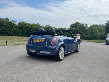 Used MINI Convertible 2004 for sale - 78982957: Photo
