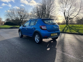 Used Dacia Sandero Stepway 2014 for sale - 77010621: Photo