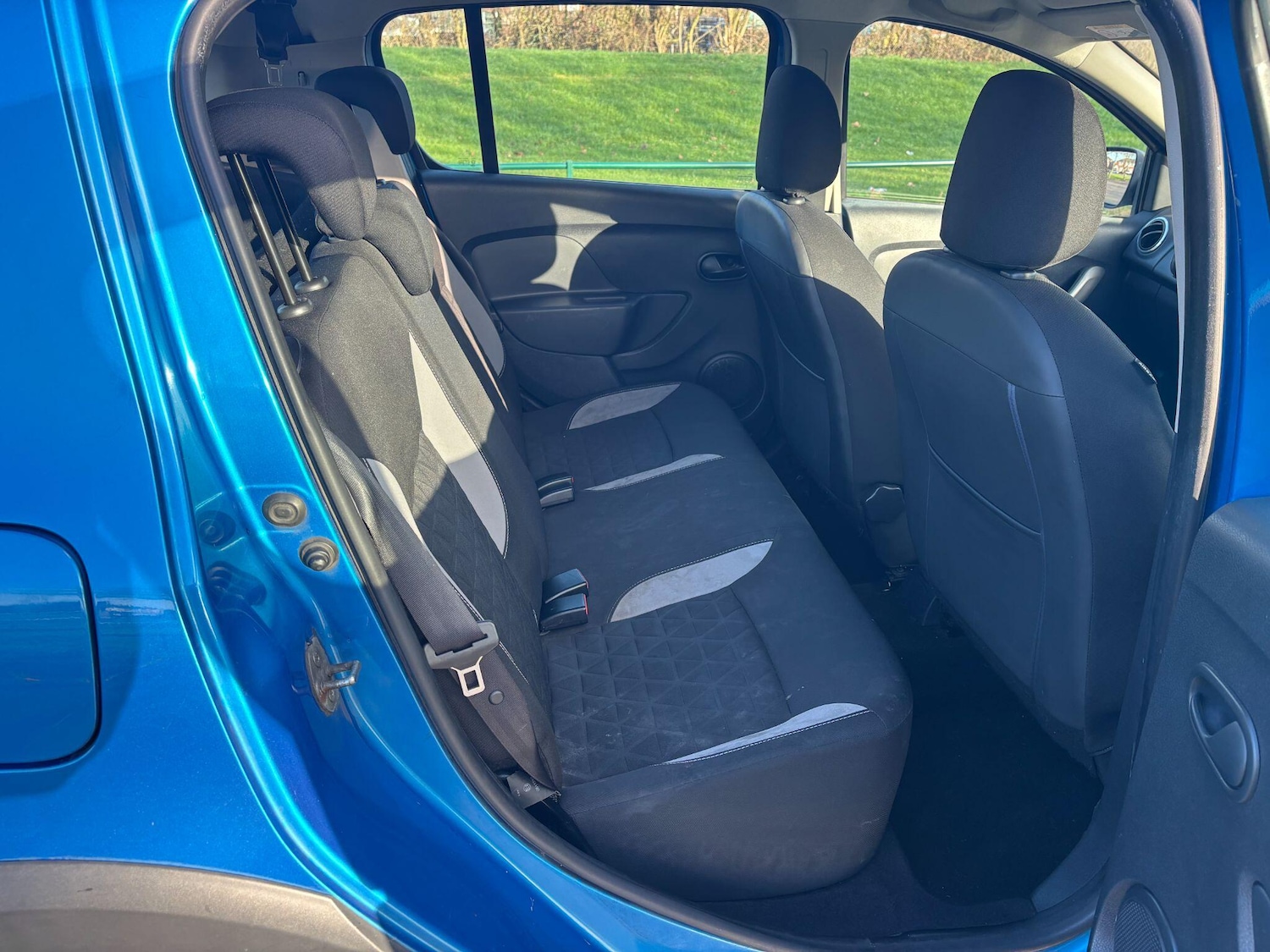 Used Dacia Sandero Stepway 2014 for sale - 77010621: Photo 9