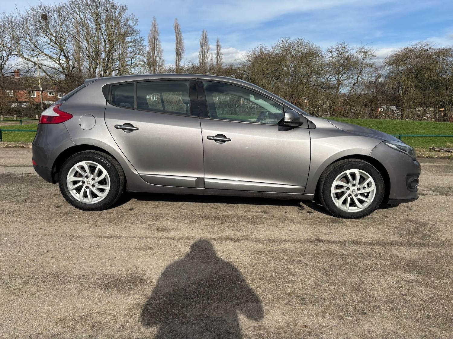 Used Renault Megane 2014 for sale - 77660508: Photo 2