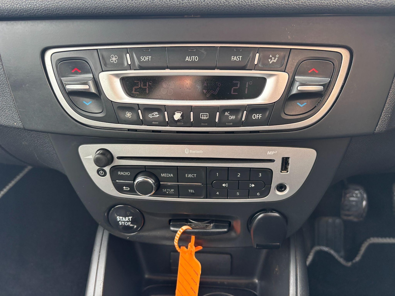 Used Renault Megane 2014 for sale - 77660508: Photo 21