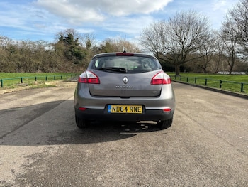 Used Renault Megane 2014 for sale - 77660508: Photo
