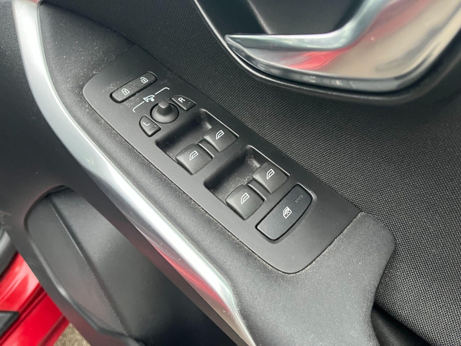 Used Volvo V40 2015 for sale - 77526272: Photo 16