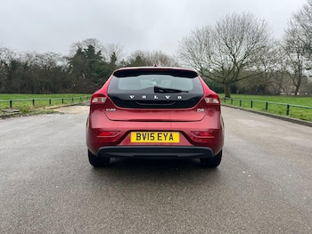 Used Volvo V40 2015 for sale - 77526272: Photo