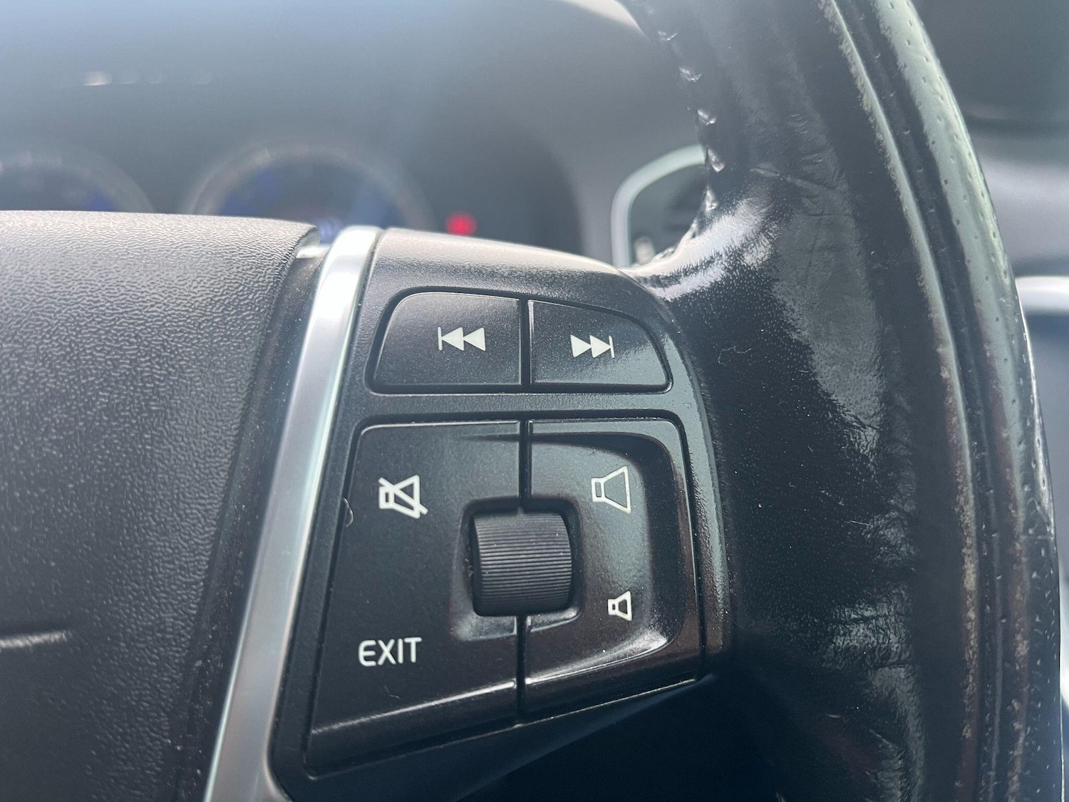 Used Volvo V60 2012 for sale - 76826850: Photo 27