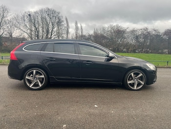 Used Volvo V60 2012 for sale - 76826850: Photo