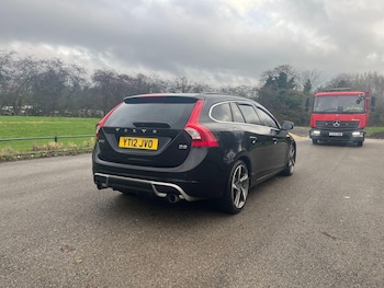 Used Volvo V60 2012 for sale - 76826850: Photo