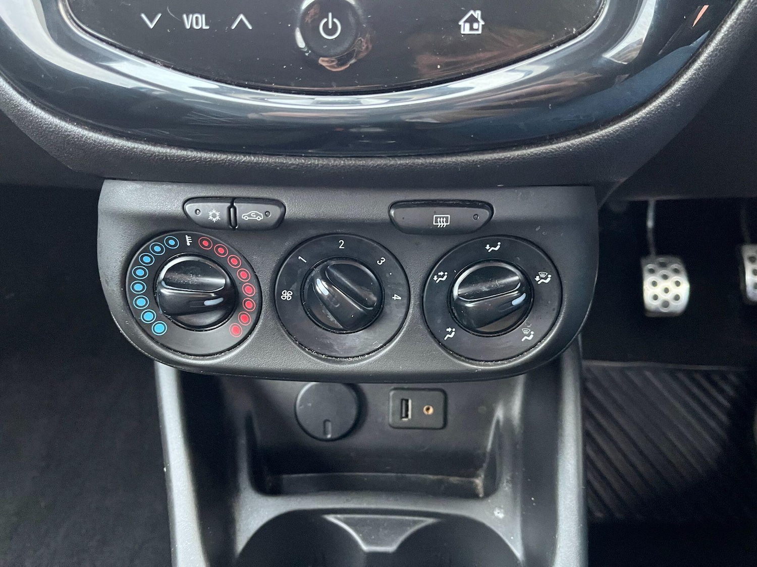 Used Vauxhall Corsa 2015 for sale - 77239576: Photo 21