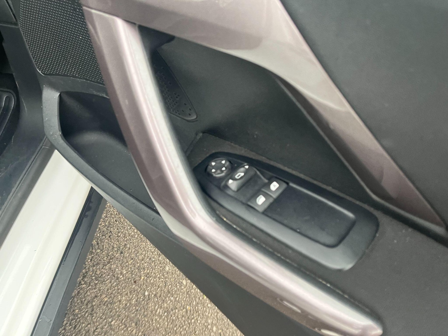 Used Peugeot 2008 2016 for sale - 76563613: Photo 16