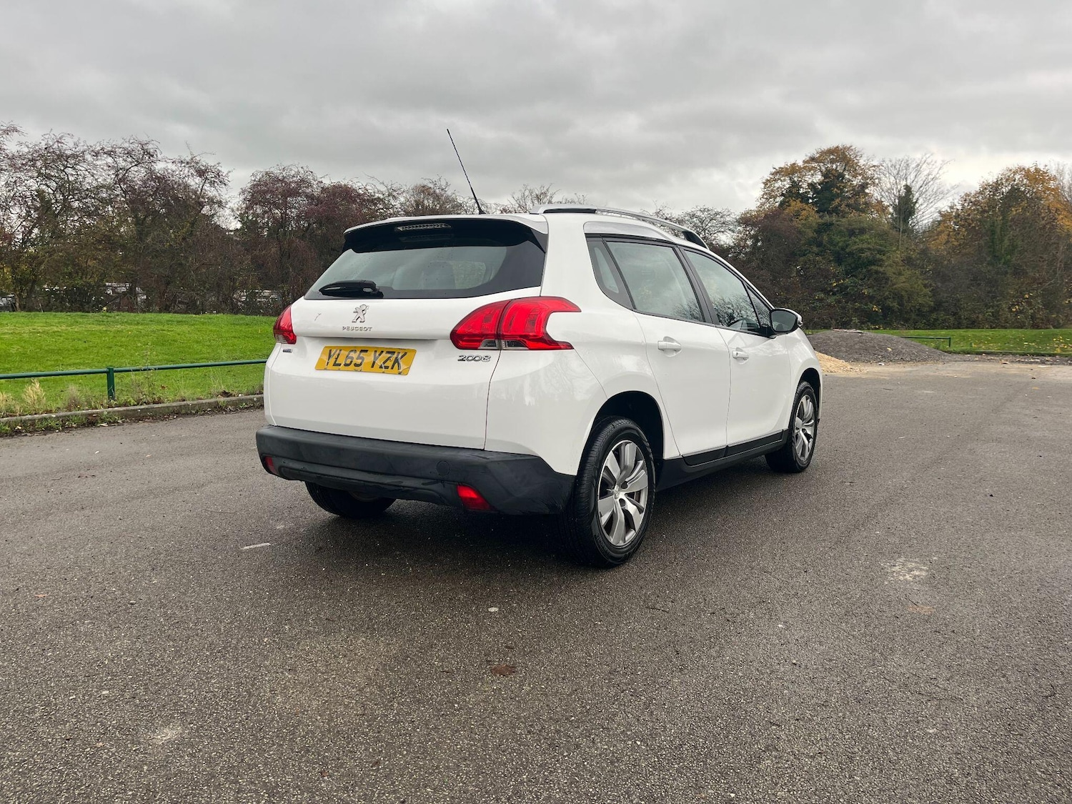 Used Peugeot 2008 2016 for sale - 76563613: Photo 3