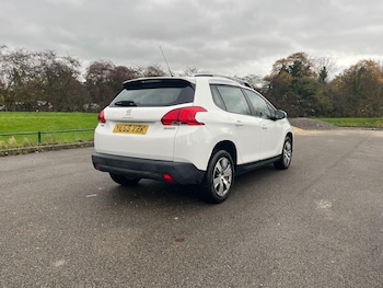 Used Peugeot 2008 2016 for sale - 76563613: Photo