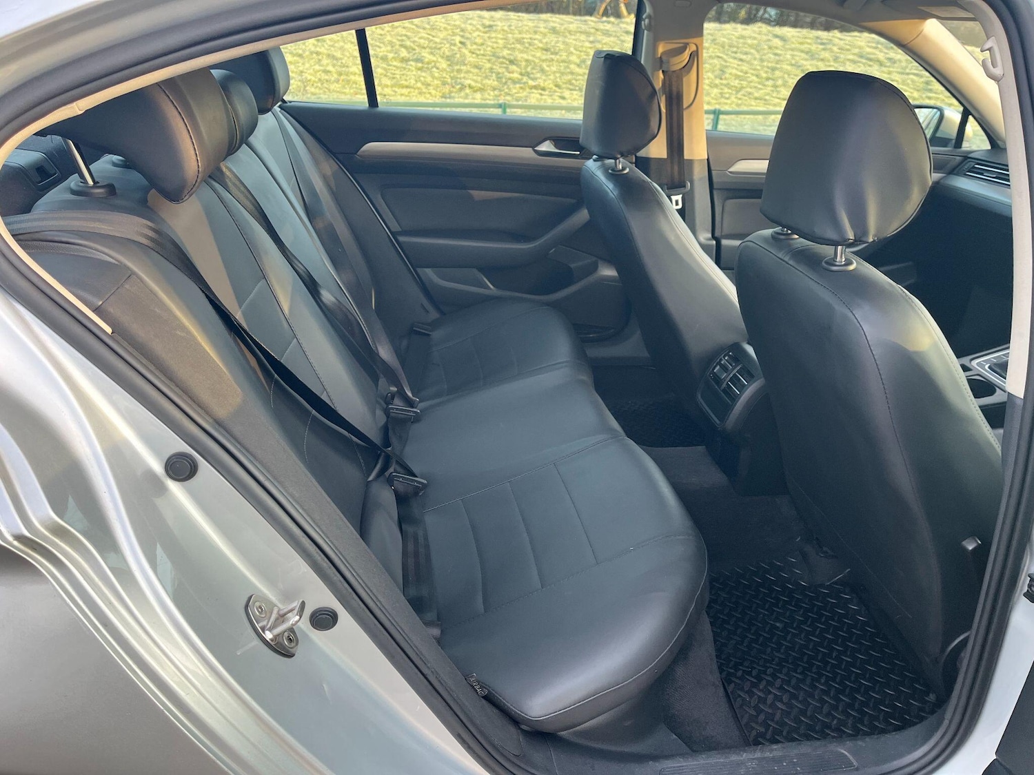 Used Volkswagen Passat 2015 for sale - 77218906: Photo 12