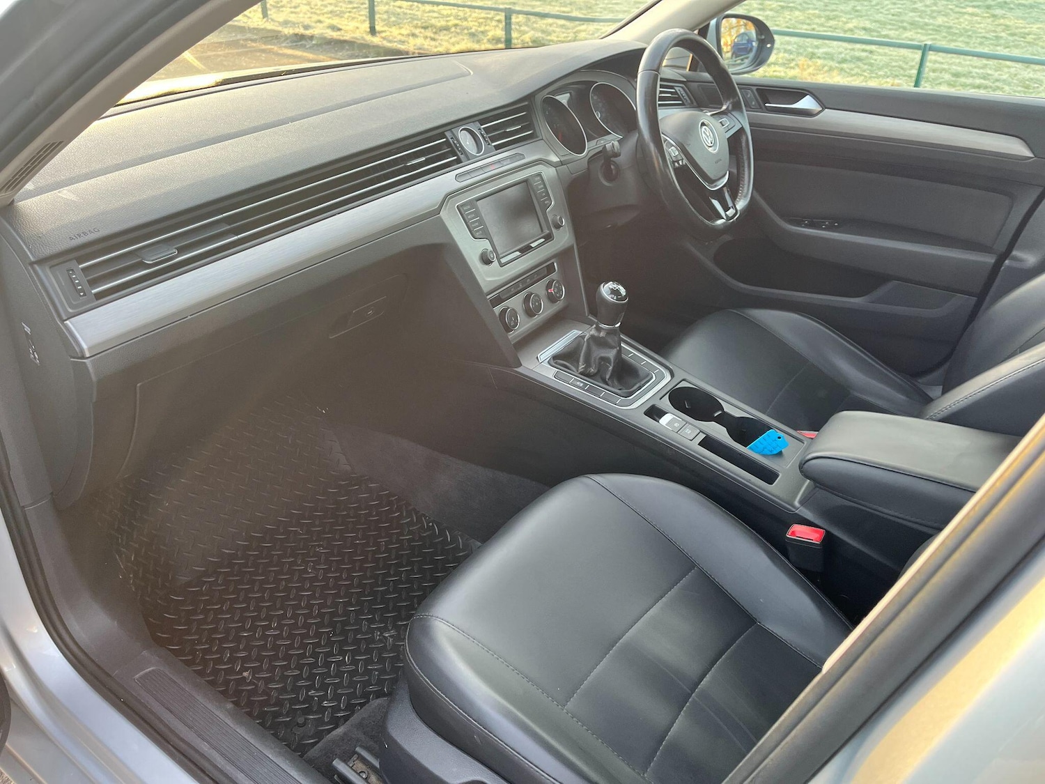 Used Volkswagen Passat 2015 for sale - 77218906: Photo 14