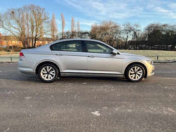 Used Volkswagen Passat 2015 for sale - 77218906: Photo