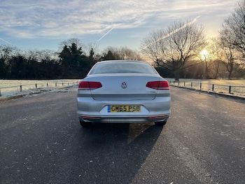 Used Volkswagen Passat 2015 for sale - 77218906: Photo