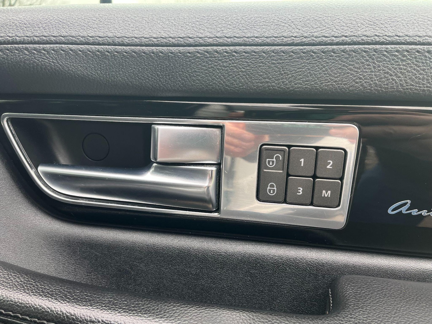 Used Land Rover Range Rover Sport 2011 for sale - 77698342: Photo 25