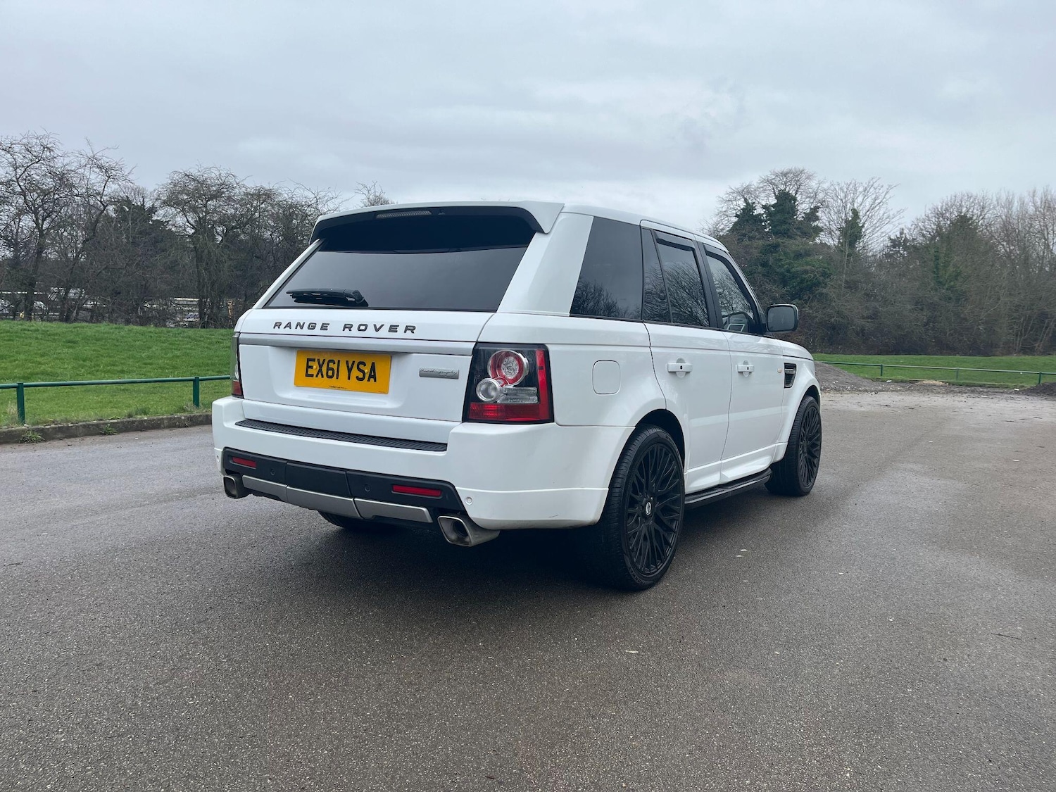 Used Land Rover Range Rover Sport 2011 for sale - 77698342: Photo 3