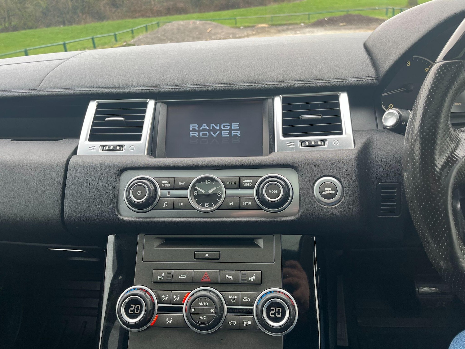 Used Land Rover Range Rover Sport 2011 for sale - 77698342: Photo 31