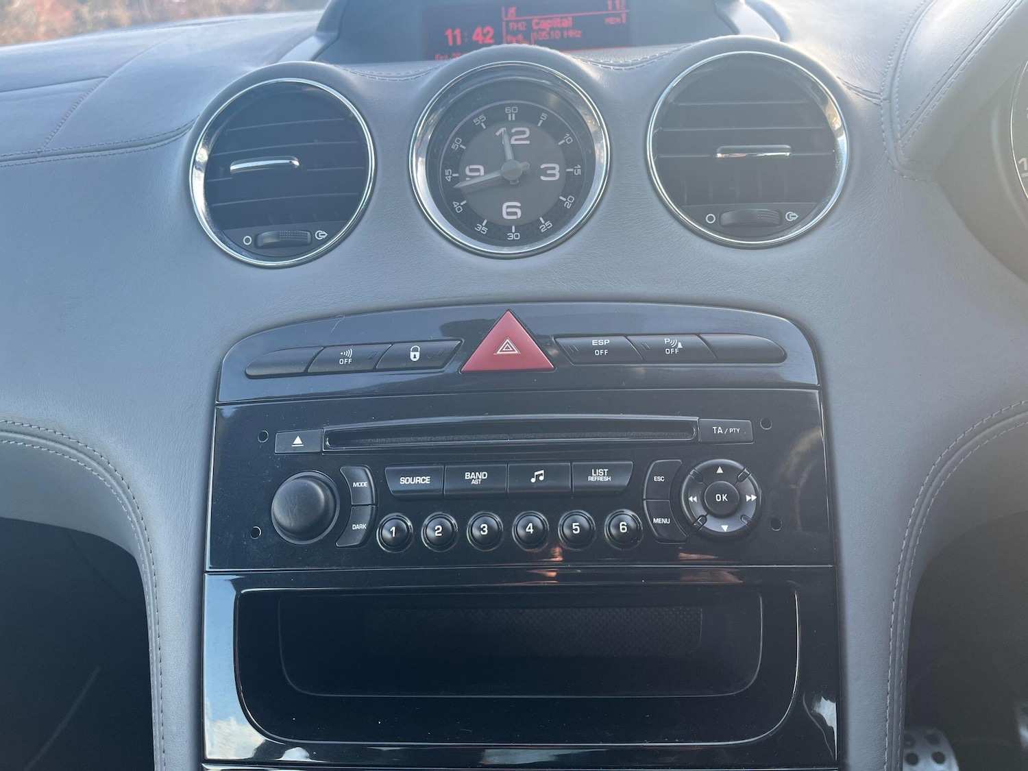 Used Peugeot RCZ 2010 for sale - 76736809: Photo 21