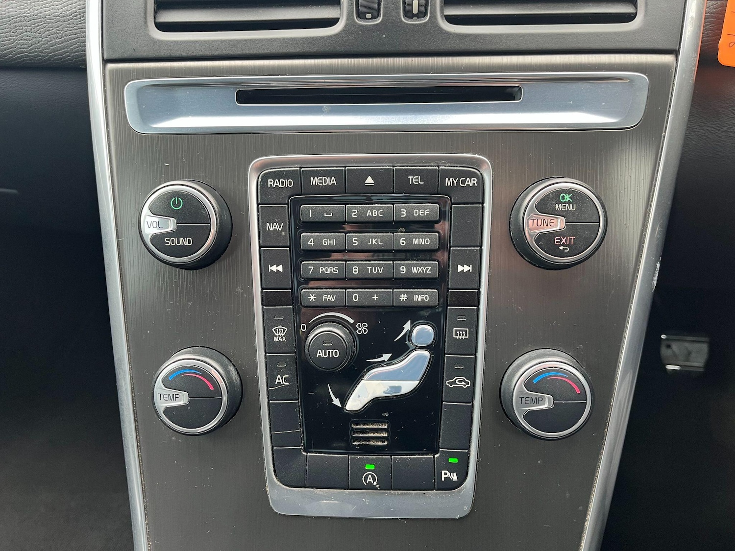 Used Volvo XC60 2013 for sale - 78009467: Photo 23