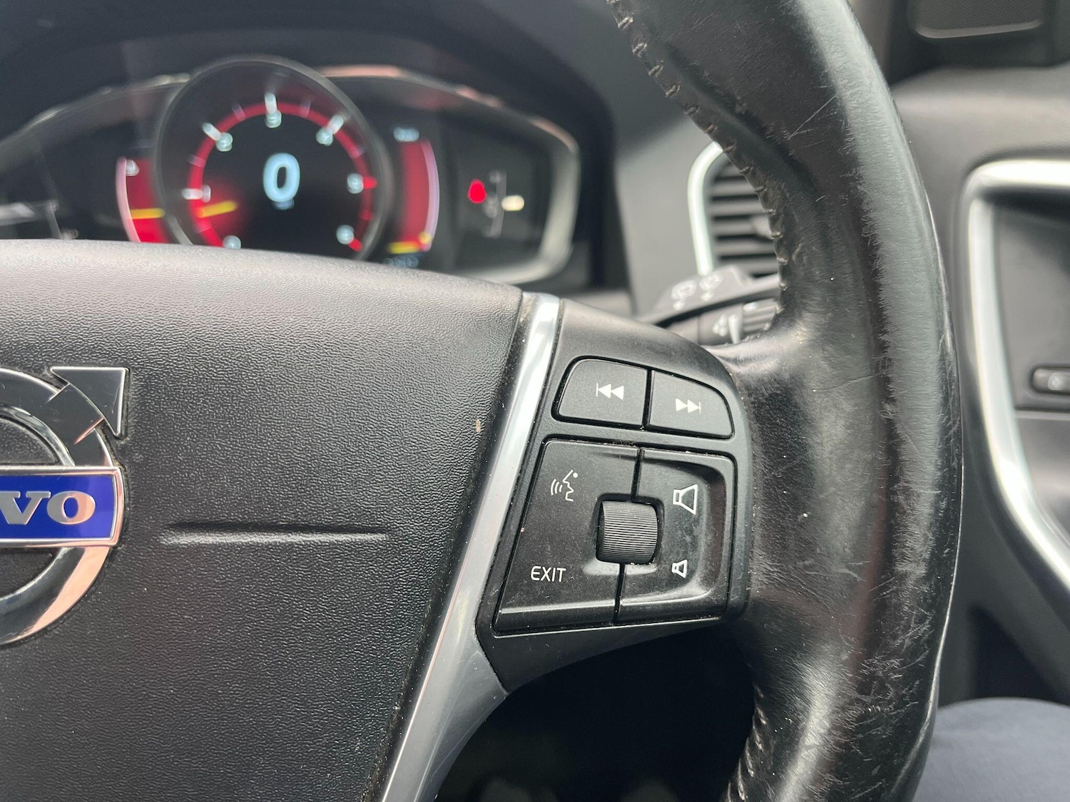 Used Volvo XC60 2013 for sale - 78009467: Photo 25