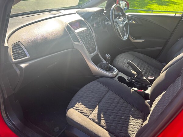 Used Vauxhall Astra 2013 for sale - 76190882: Photo 14