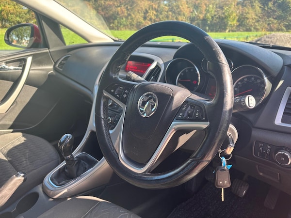 Used Vauxhall Astra 2013 for sale - 76190882: Photo 17