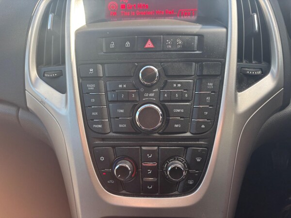 Used Vauxhall Astra 2013 for sale - 76190882: Photo 19