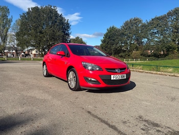 Used Vauxhall Astra 2013 for sale - 76190882: Photo