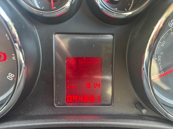 Used Vauxhall Astra 2013 for sale - 76190882: Photo 23
