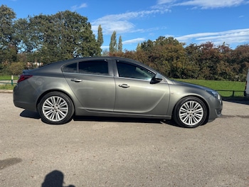 Used Vauxhall Insignia 2017 for sale - 76190892: Photo