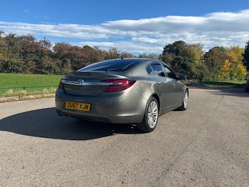 Used Vauxhall Insignia 2017 for sale - 76190892: Photo
