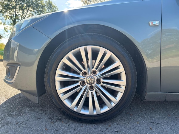 Used Vauxhall Insignia 2017 for sale - 76190892: Photo 9