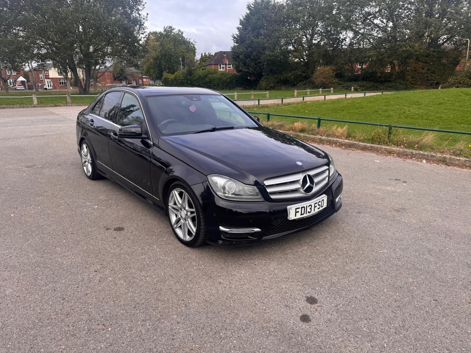 Used Mercedes-Benz C Class 2013 for sale - 76232889: Photo 1