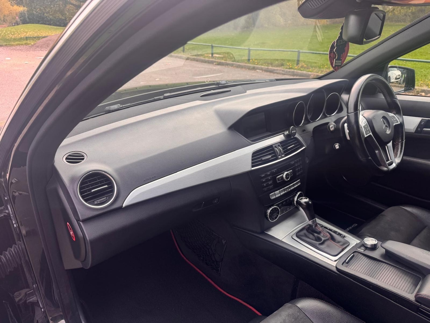 Used Mercedes-Benz C Class 2013 for sale - 76232889: Photo 12