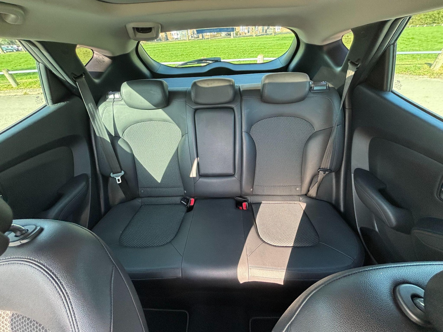 Used Hyundai Ix35 2011 for sale - 77942310: Photo 18