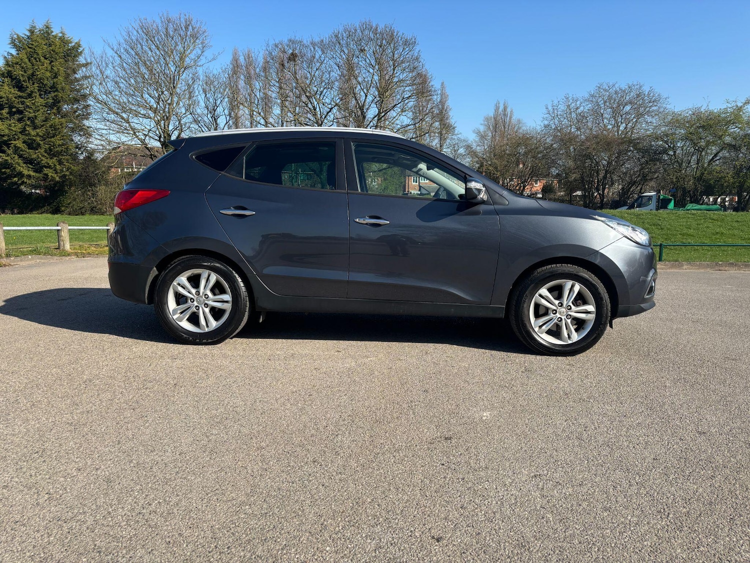 Used Hyundai Ix35 2011 for sale - 77942310: Photo 2