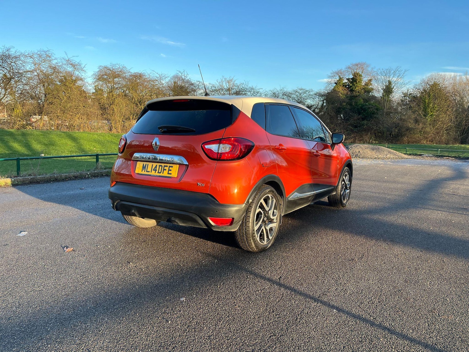 Used Renault Captur 2014 for sale - 77145912: Photo 3