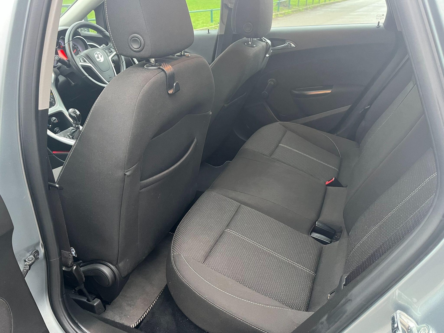 Used Vauxhall Astra 2012 for sale - 77307779: Photo 12