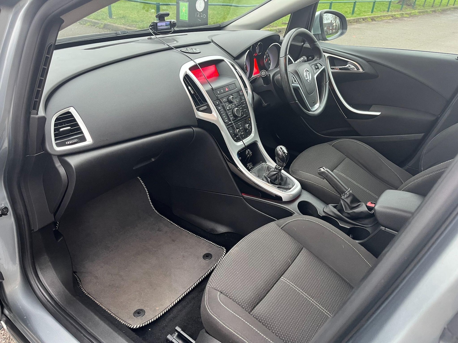 Used Vauxhall Astra 2012 for sale - 77307779: Photo 13