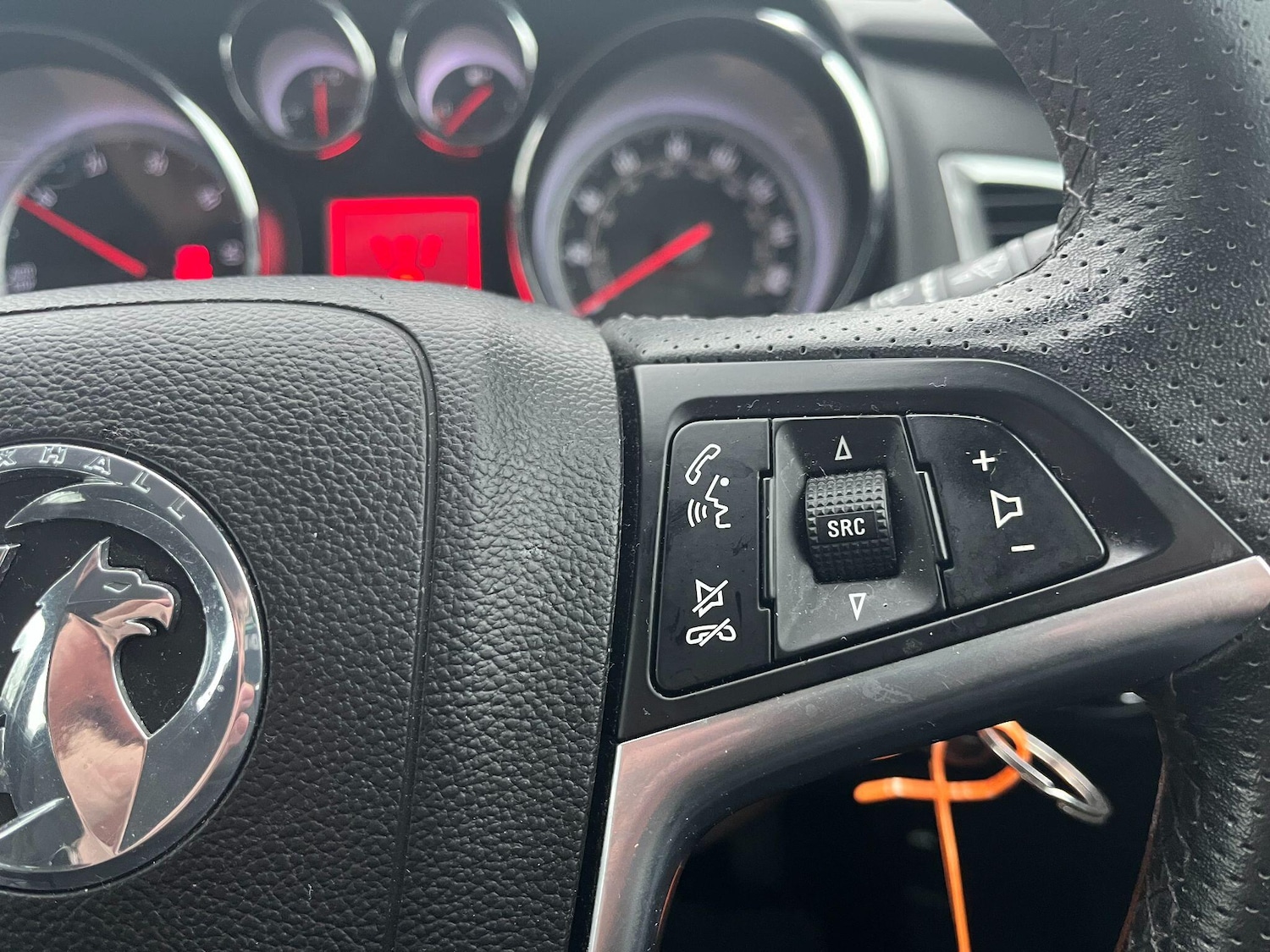 Used Vauxhall Astra 2012 for sale - 77307779: Photo 23