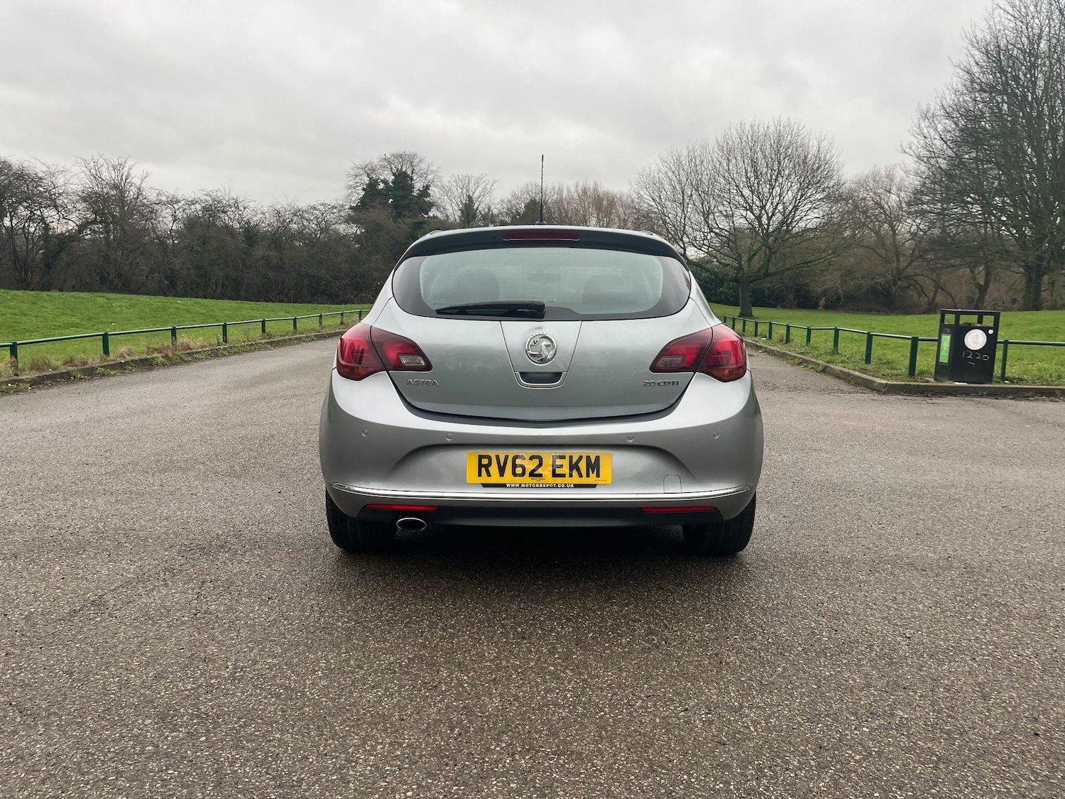 Used Vauxhall Astra 2012 for sale - 77307779: Photo 4