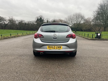 Used Vauxhall Astra 2012 for sale - 77307779: Photo