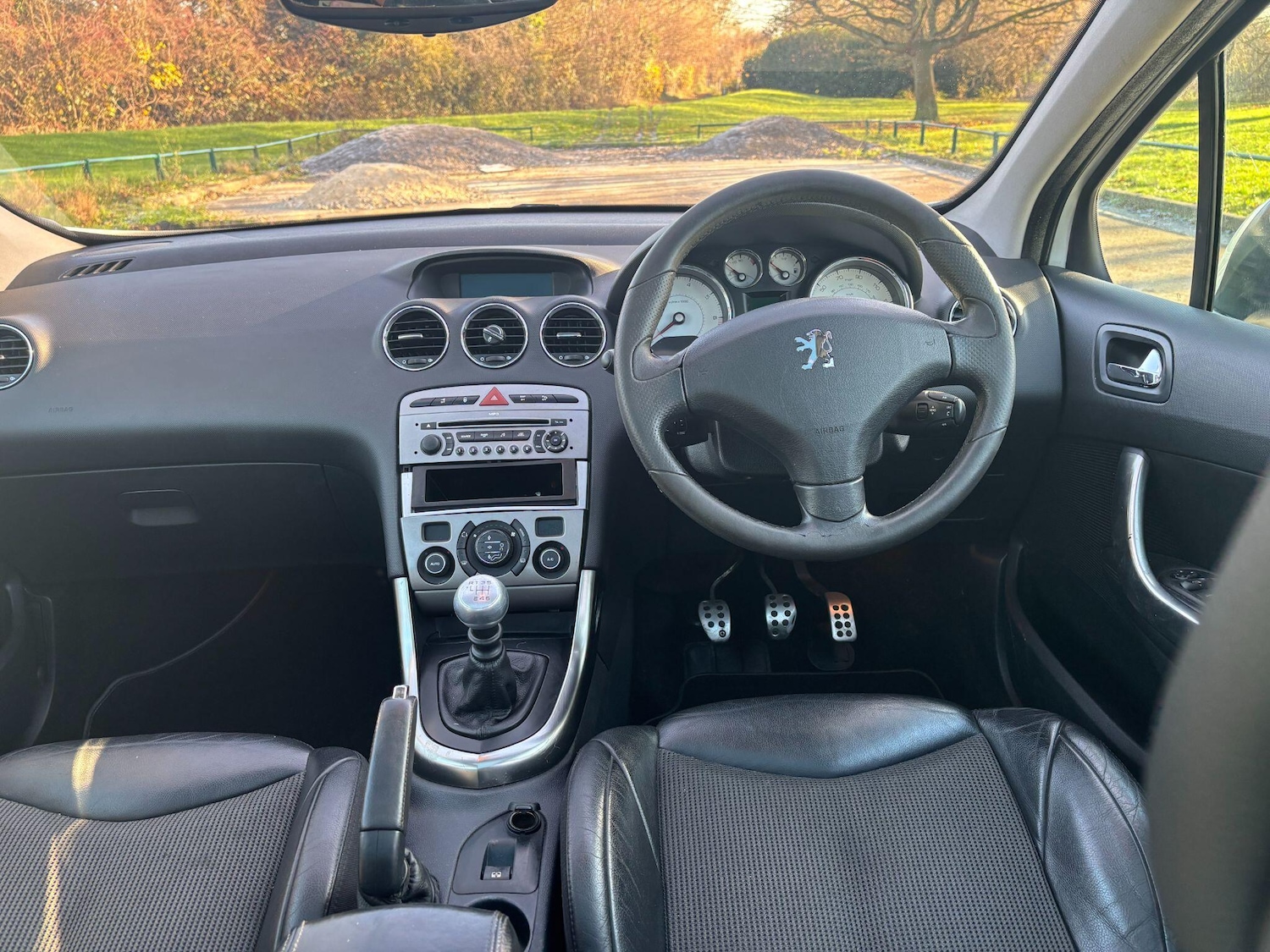 Used Peugeot 308 2010 for sale - 76661205: Photo 17