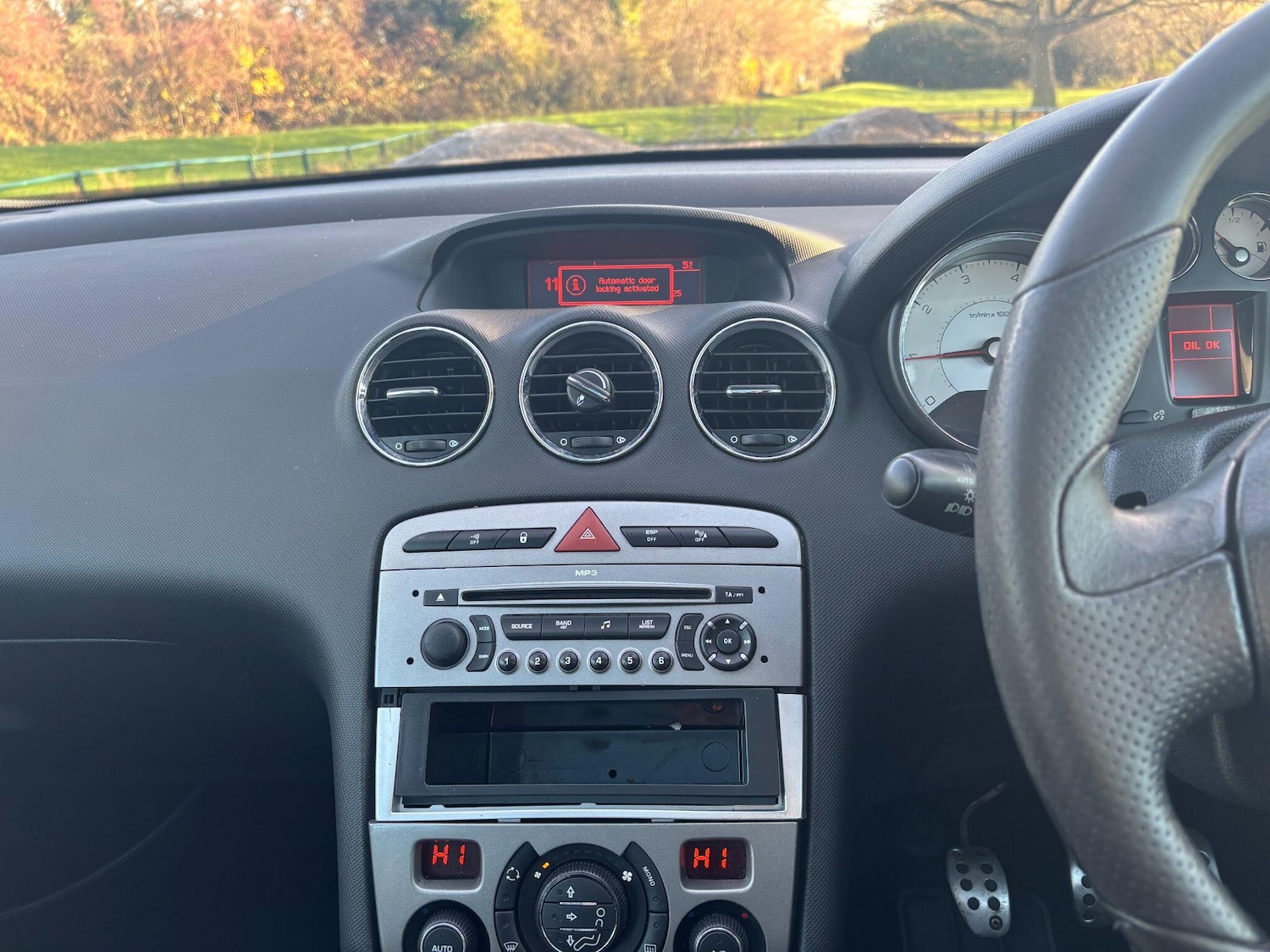 Used Peugeot 308 2010 for sale - 76661205: Photo 21