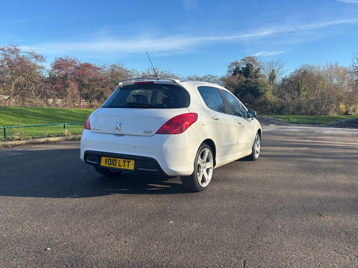 Used Peugeot 308 2010 for sale - 76661205: Photo 3
