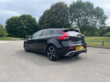 Used Volvo V40 2013 for sale - 75328514: Photo