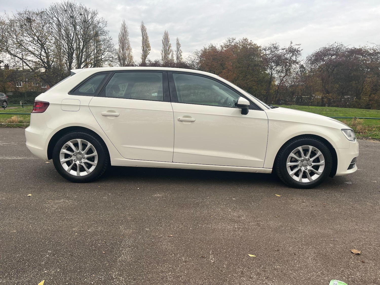 Used Audi A3 2014 for sale - 76501216: Photo 2