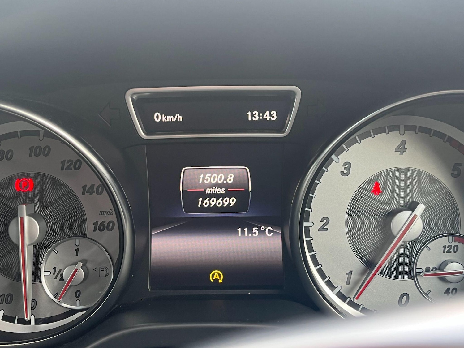 Used Mercedes-Benz CLA 2015 for sale - 76915201: Photo 25